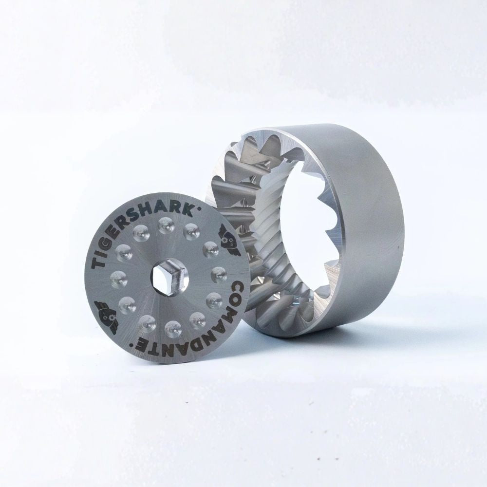 COMANDANTE / X25 Trailmaster